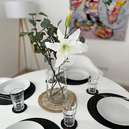 Διαμέρισμα Veens Crew 4 Pax *